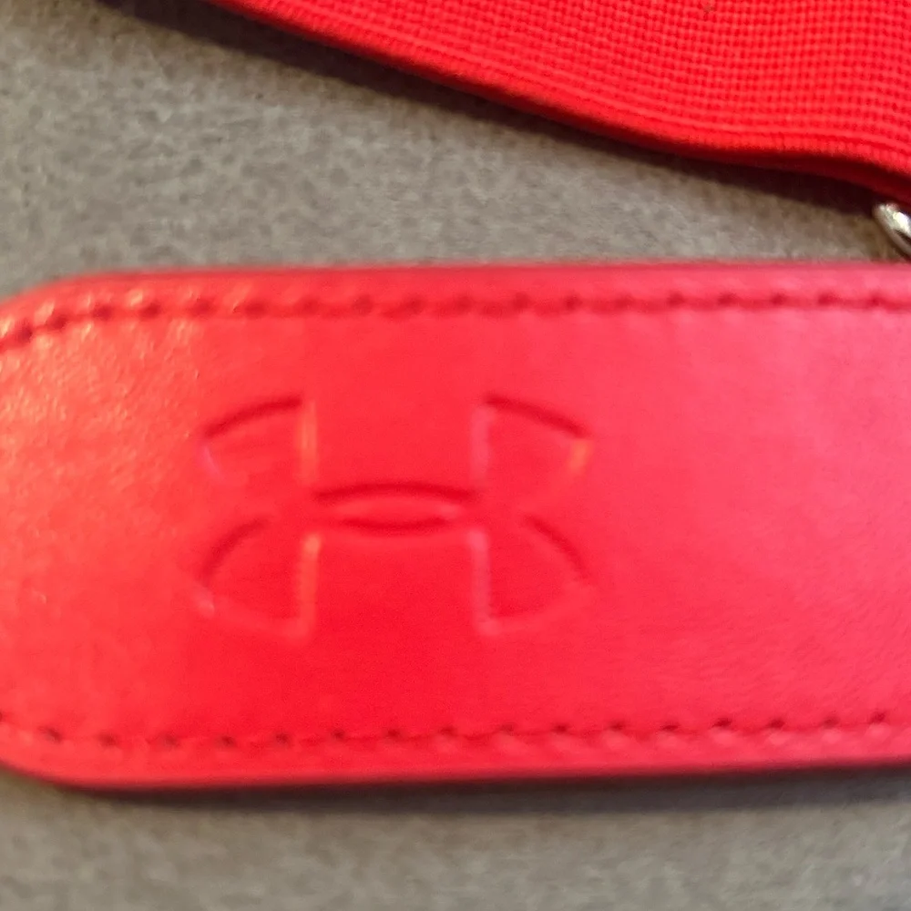 Under Armour Baseball belt red B2